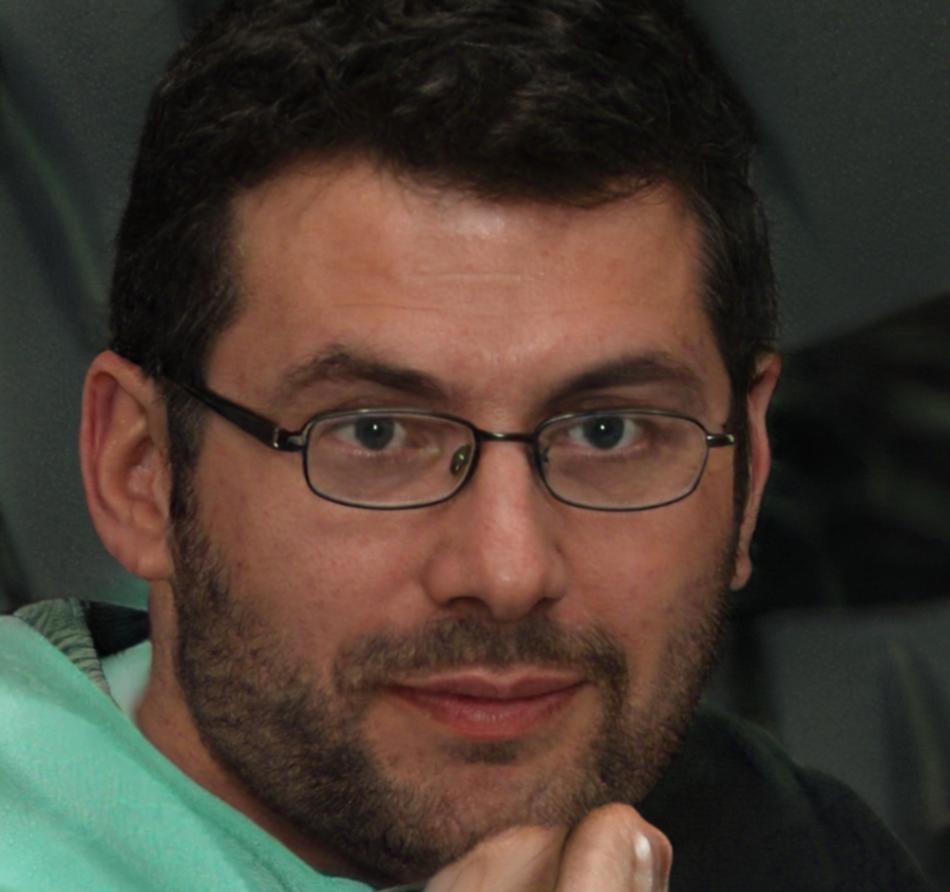 Benedikt Lindemann, Senior Finanzanalyst bei krolavoniraulo